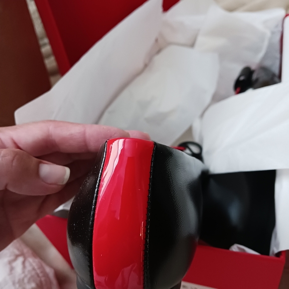 Ferragamo Siwar Ballet Flats - Picture 7 of 12